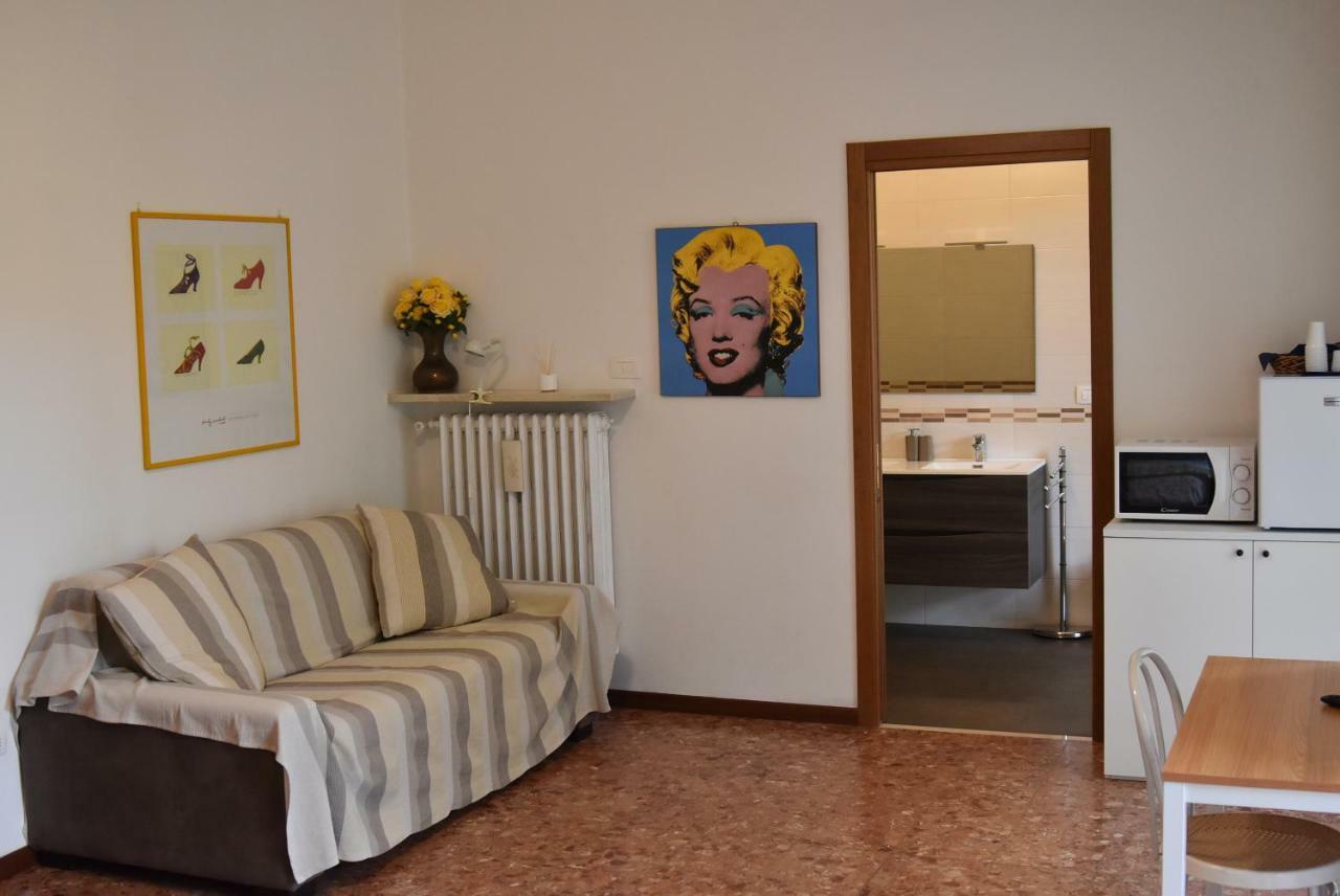 Lo Scoiattolo Bed and Breakfast Verona Exterior foto